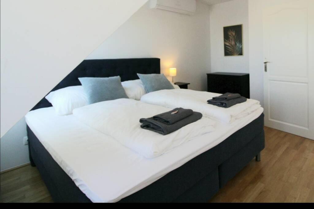 Penthouse With Amazing Terrace L Lf42 Apartment เวียนนา ภายนอก รูปภาพ