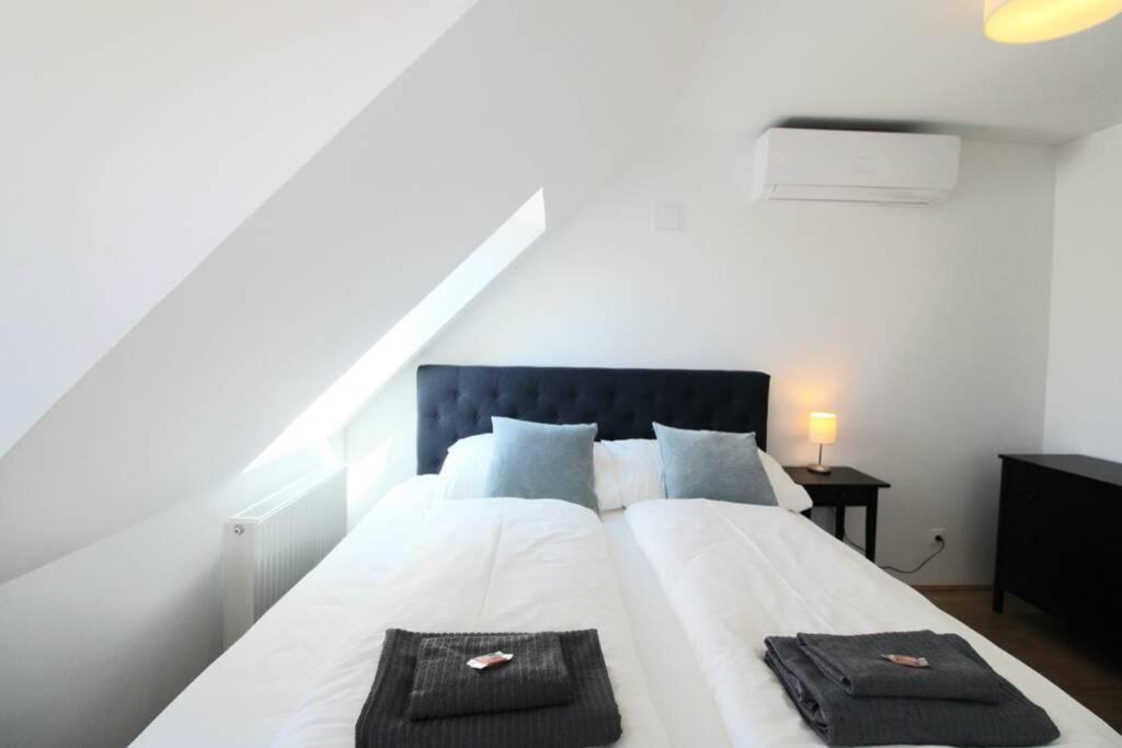 Penthouse With Amazing Terrace L Lf42 Apartment เวียนนา ภายนอก รูปภาพ
